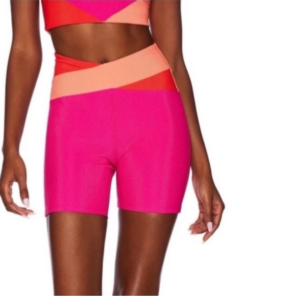 Beach Riot Pants - Beach Riot | Cora bike shorts in magenta and coral